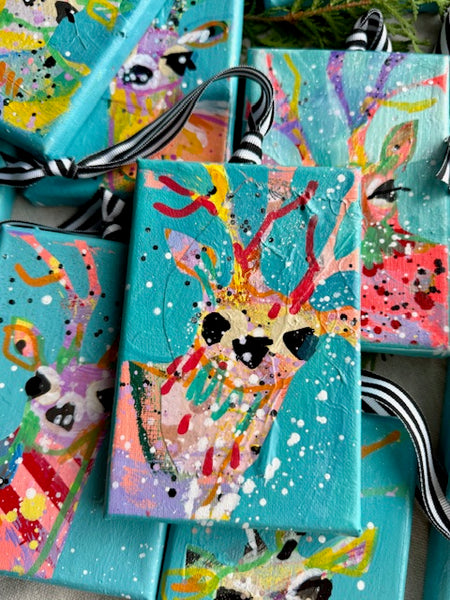 Pecan Tassie Turquoise Reindeer